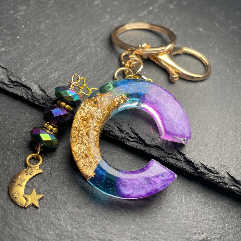 Custom Made Purple And Blue Letter C Keychain - Picture 4 of 11